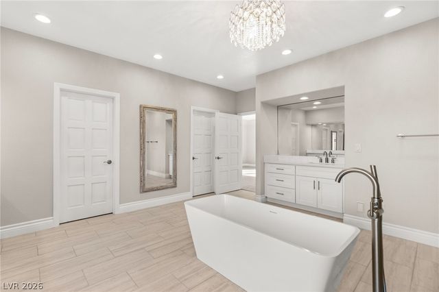 13 Dovetail Circle, Henderson, NV 89014