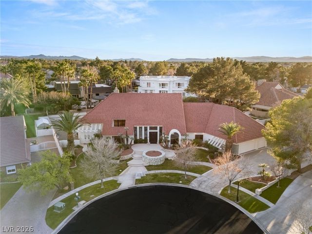 13 Dovetail Circle, Henderson, NV 89014