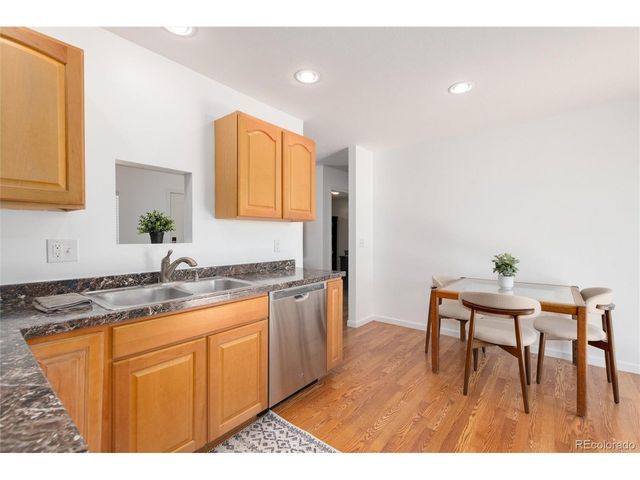 9609 W Eureka Pl, Lakewood, CO 80227