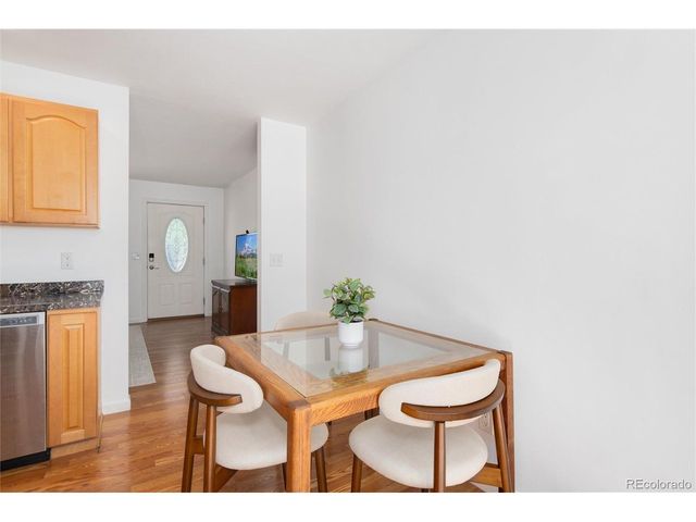 9609 W Eureka Pl, Lakewood, CO 80227