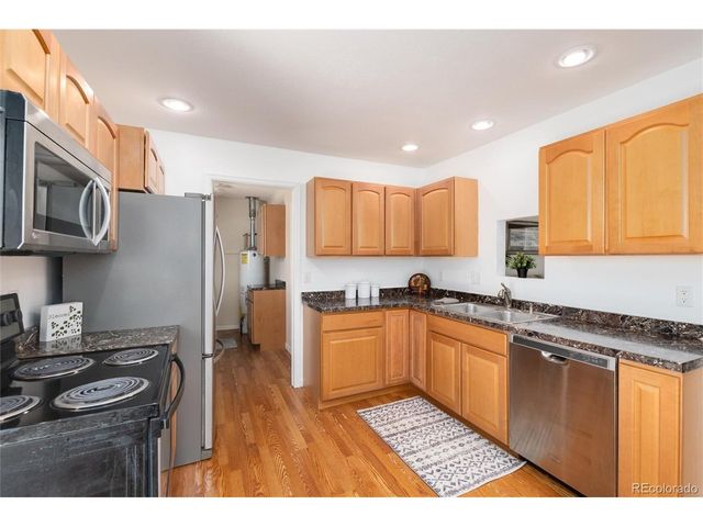 9609 W Eureka Pl, Lakewood, CO 80227