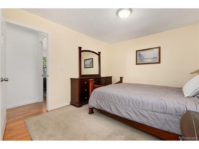 9609 W Eureka Pl, Lakewood, CO 80227