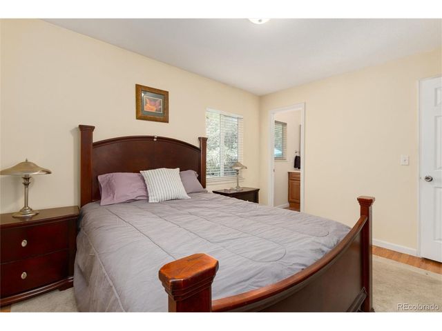 9609 W Eureka Pl, Lakewood, CO 80227