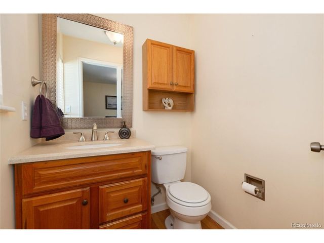 9609 W Eureka Pl, Lakewood, CO 80227