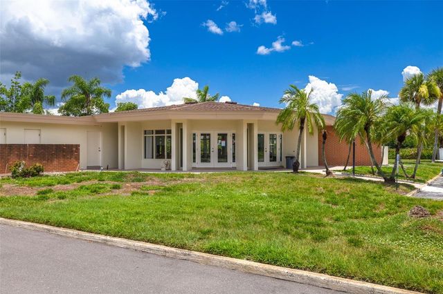 4550 OVERLOOK DRIVE NE 155, St Petersburg, FL 33703