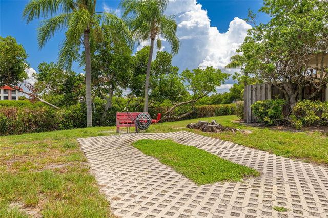 4550 OVERLOOK DRIVE NE 155, St Petersburg, FL 33703