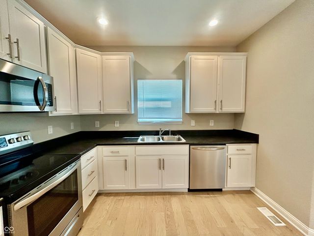 1205 N Mount Street, Indianapolis, IN 46222