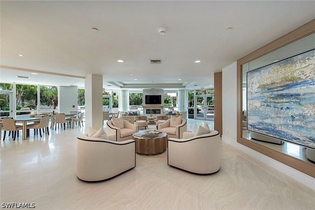 4255 Gulf Shore BLVD N 1403, Naples, FL 34103