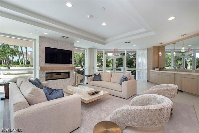 4255 Gulf Shore BLVD N 1403, Naples, FL 34103