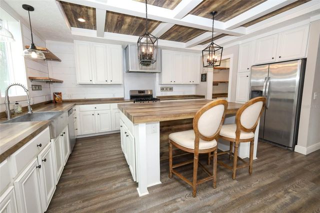 2269 MULLET LAKE PARK ROAD, Geneva, FL 32732