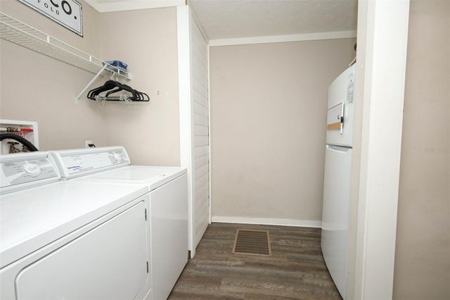 2269 MULLET LAKE PARK ROAD, Geneva, FL 32732