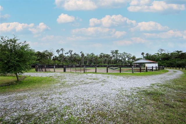 2269 MULLET LAKE PARK ROAD, Geneva, FL 32732