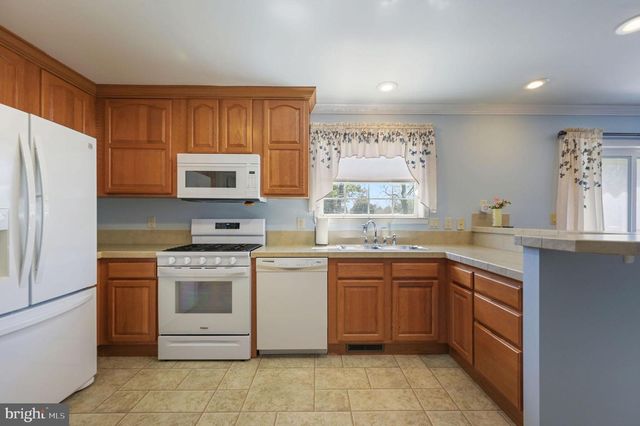 103 BAREFOOT LN, Frederica, DE 19946