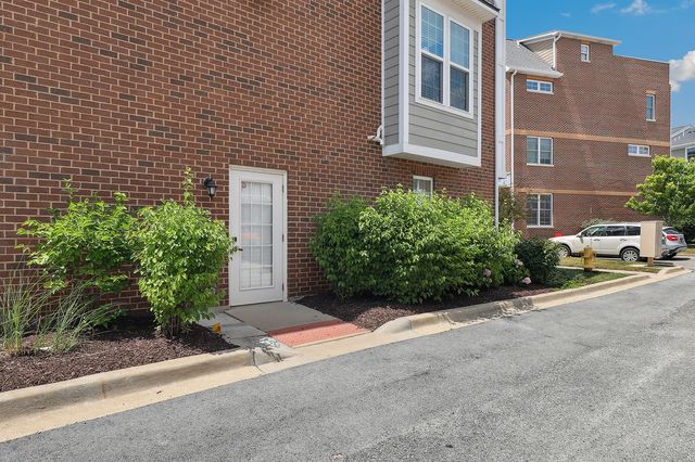10606 Paige Court, Orland Park, IL 60462