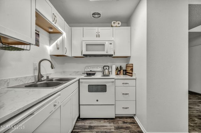 1008 Baywood Drive C, Sparks, NV 89434