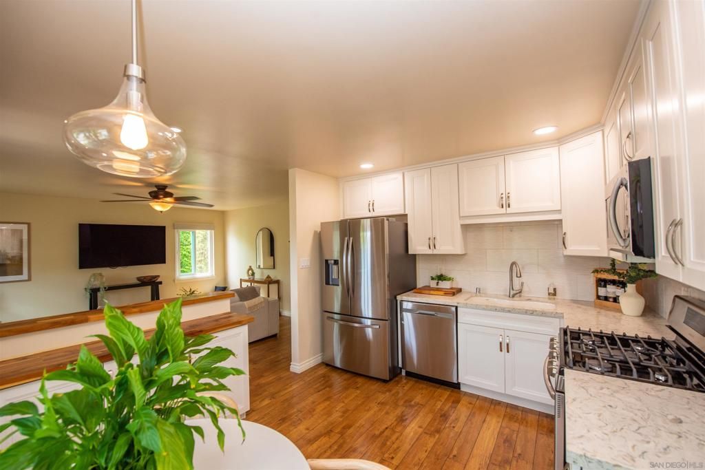 4612 Kleefeld, San Diego, CA 92117 — photo 4