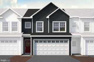 102 DOLOMITE DR, Port Matilda, PA 16870