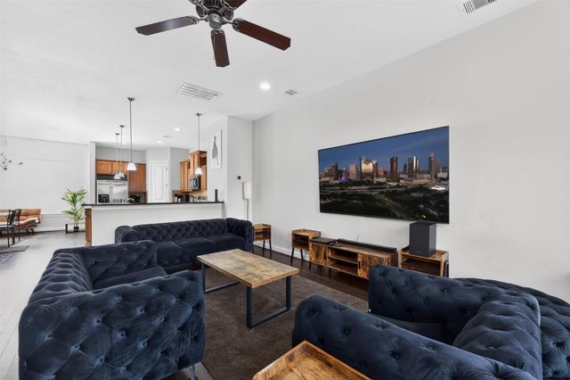 1325 Delano Street, Houston, TX 77003