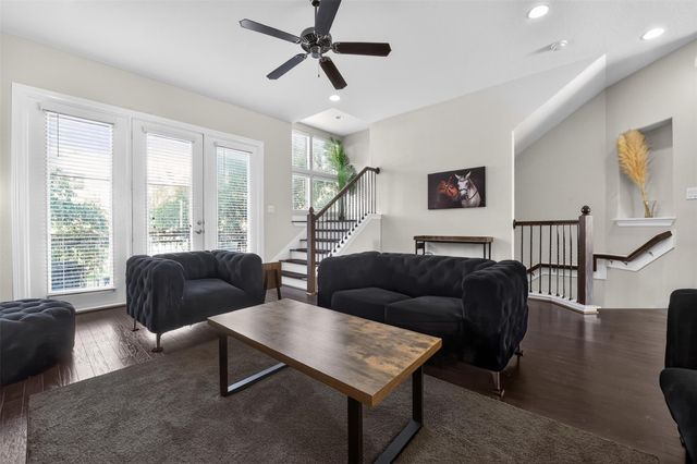 1325 Delano Street, Houston, TX 77003