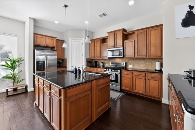 1325 Delano Street, Houston, TX 77003