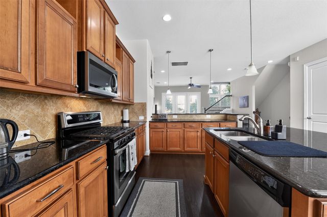 1325 Delano Street, Houston, TX 77003