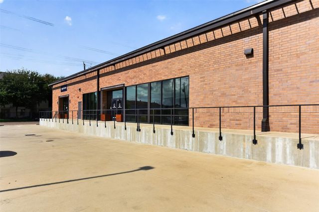 1325 Delano Street, Houston, TX 77003