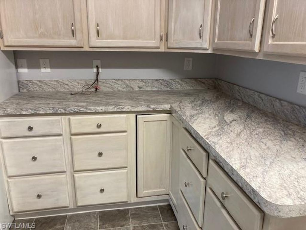 19681 Summerlin RD J-197, FORT MYERS, FL 33908 — photo 4