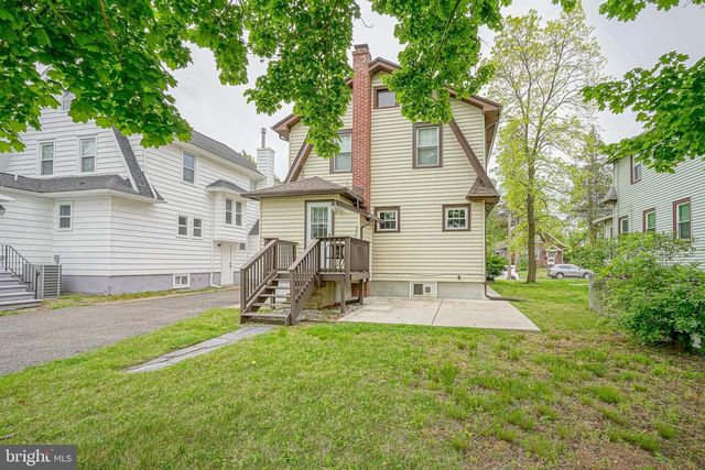 6729 CEDAR AVE, Pennsauken, NJ 08109