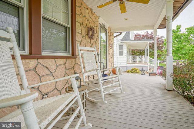 6729 CEDAR AVE, Pennsauken, NJ 08109