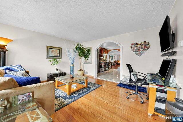 161 Plauderville Avenue, Garfield, NJ 07026