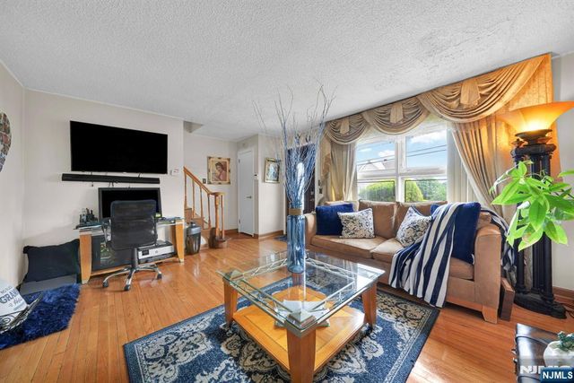 161 Plauderville Avenue, Garfield, NJ 07026