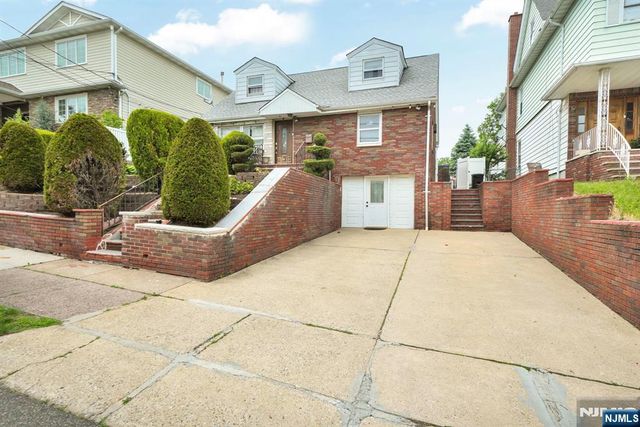161 Plauderville Avenue, Garfield, NJ 07026
