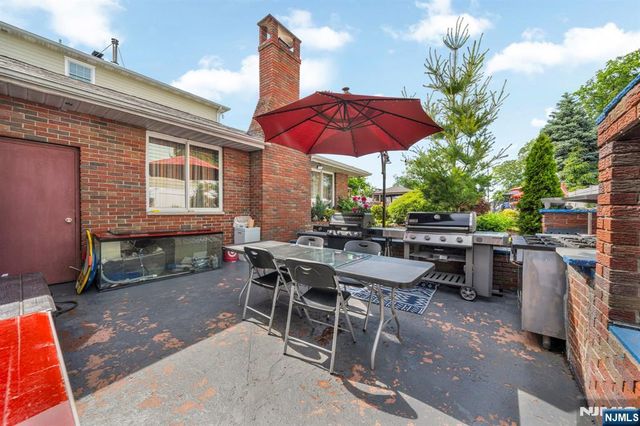 161 Plauderville Avenue, Garfield, NJ 07026
