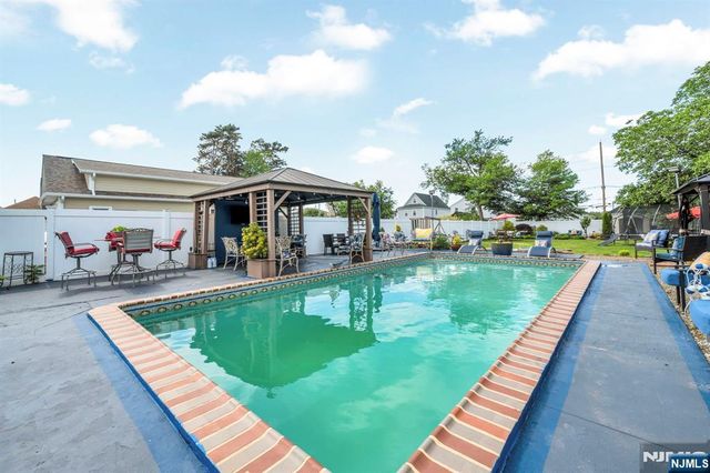 161 Plauderville Avenue, Garfield, NJ 07026