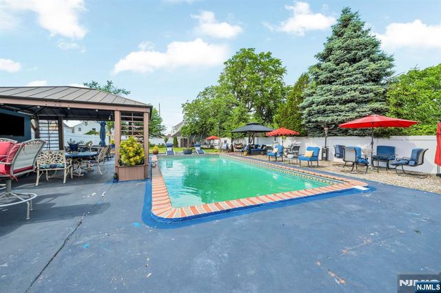161 Plauderville Avenue, Garfield, NJ 07026