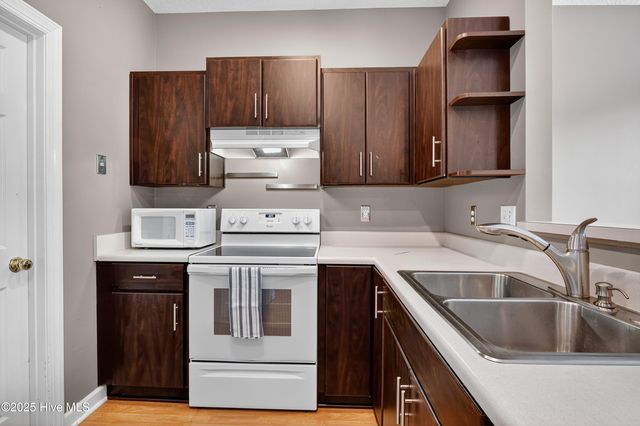 321 S Kerr Avenue Unit 151, Wilmington, NC 28403
