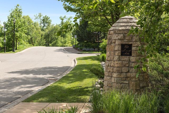 425 Carpenters Point, Wayzata, MN 55391