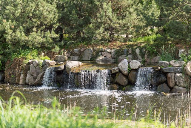 425 Carpenters Point, Wayzata, MN 55391