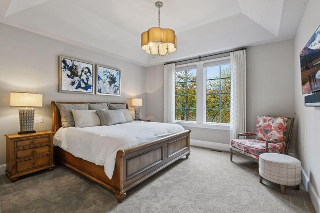 425 Carpenters Point, Wayzata, MN 55391