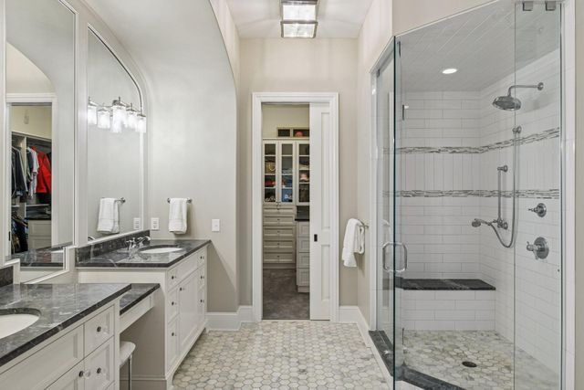 425 Carpenters Point, Wayzata, MN 55391