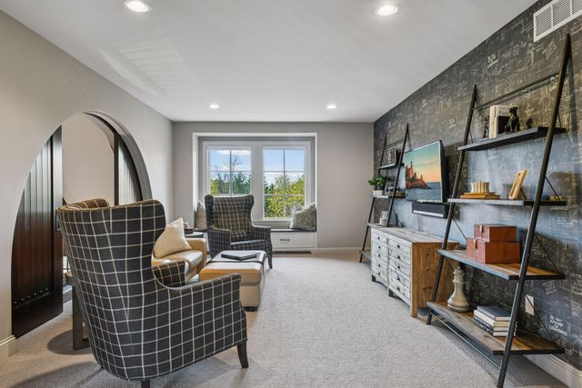 425 Carpenters Point, Wayzata, MN 55391