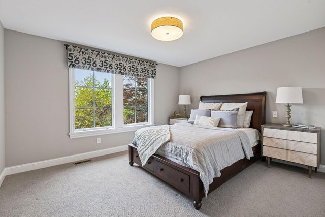 425 Carpenters Point, Wayzata, MN 55391