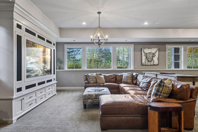 425 Carpenters Point, Wayzata, MN 55391