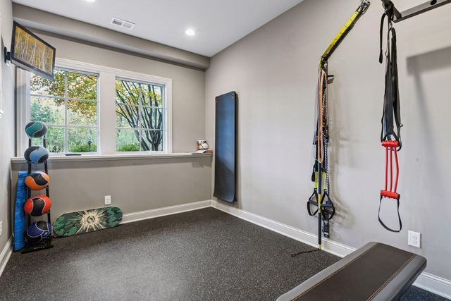 425 Carpenters Point, Wayzata, MN 55391