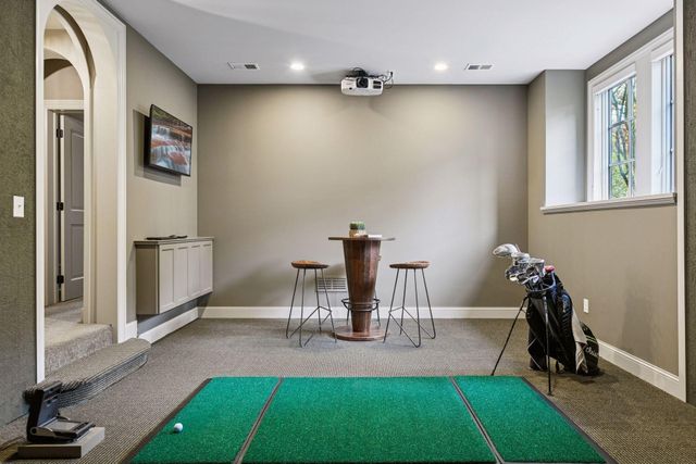 425 Carpenters Point, Wayzata, MN 55391