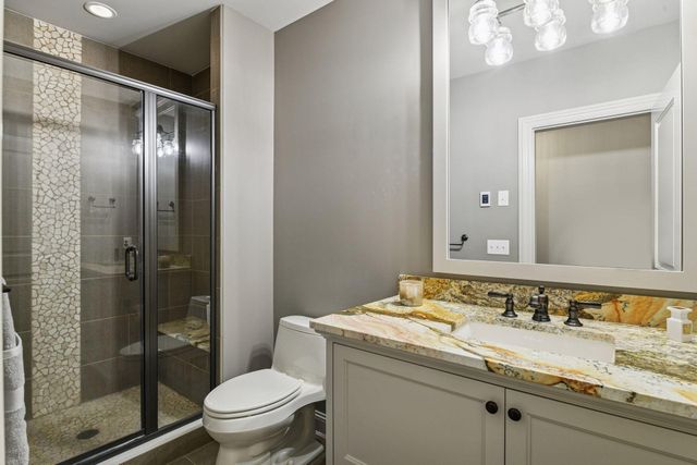 425 Carpenters Point, Wayzata, MN 55391