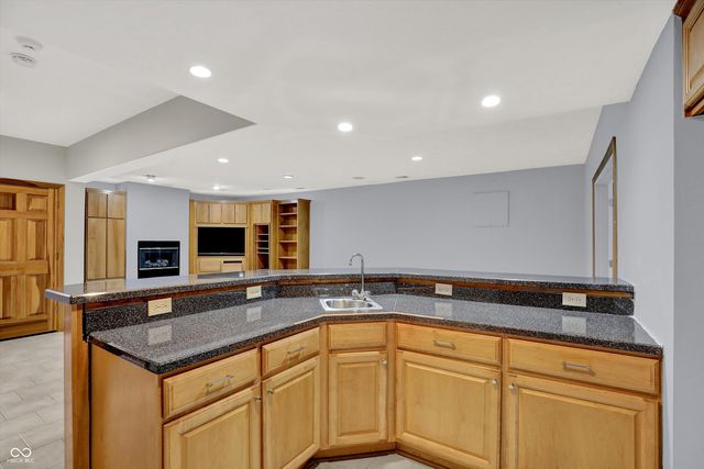 8802 Worthington Court, Indianapolis, IN 46278