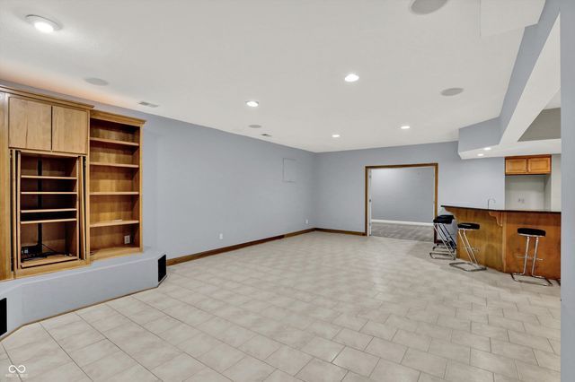 8802 Worthington Court, Indianapolis, IN 46278