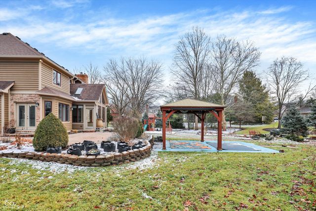 8802 Worthington Court, Indianapolis, IN 46278