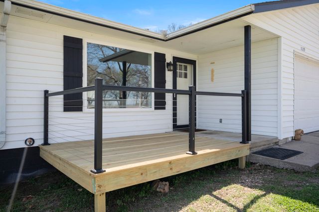 1029 Red Bud Drive, Grove, OK 74344